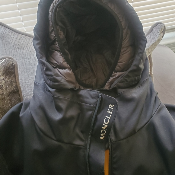 Moncler Jacket - Picture 4 of 12